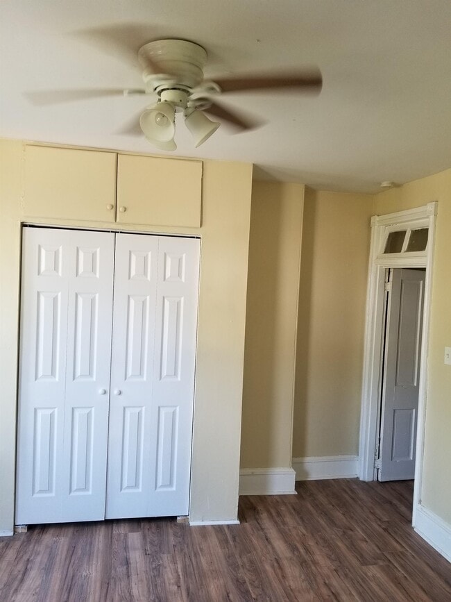 Building Photo - 2200 Washington St