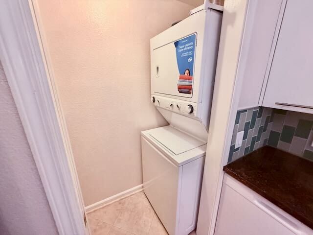 Building Photo - 2255 Showers Dr