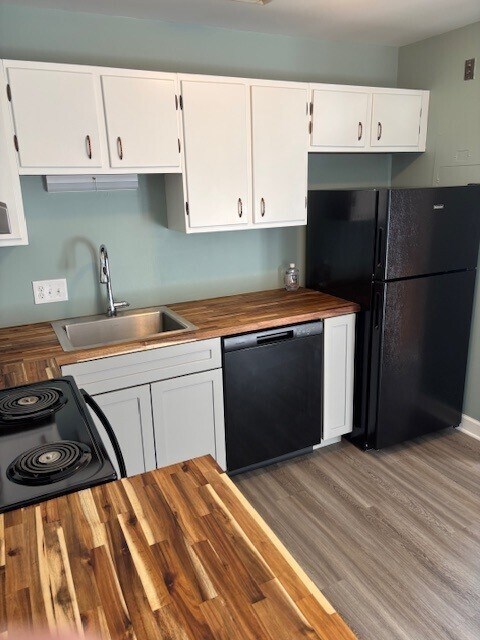 Building Photo - 224 Cherry St