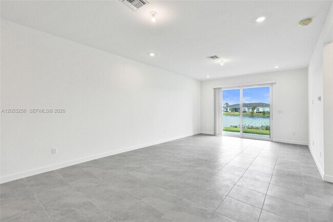 Building Photo - 3783 Harborside Ave