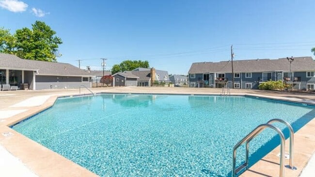 Building Photo - 6800 Brendon Way W Dr