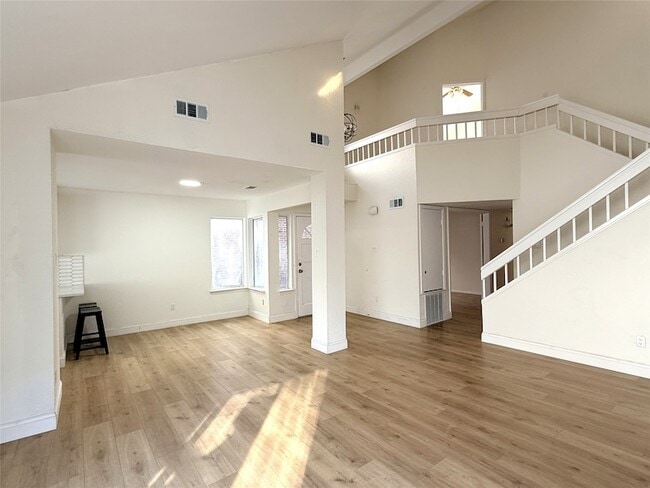 Building Photo - 4243 Timberglen Rd