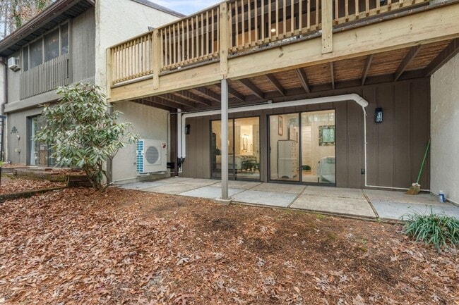 Building Photo - 50 Dogwood Knob