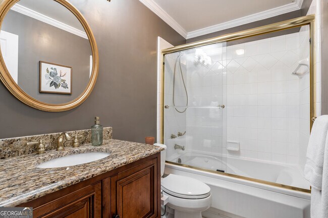 Building Photo - 1460 Valley View Rd