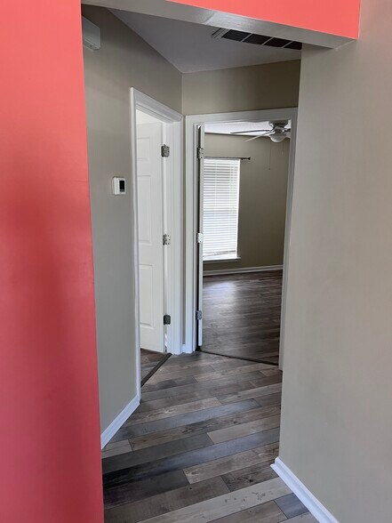 Bedrooms #2 & 3 - 110 Creekside Cir