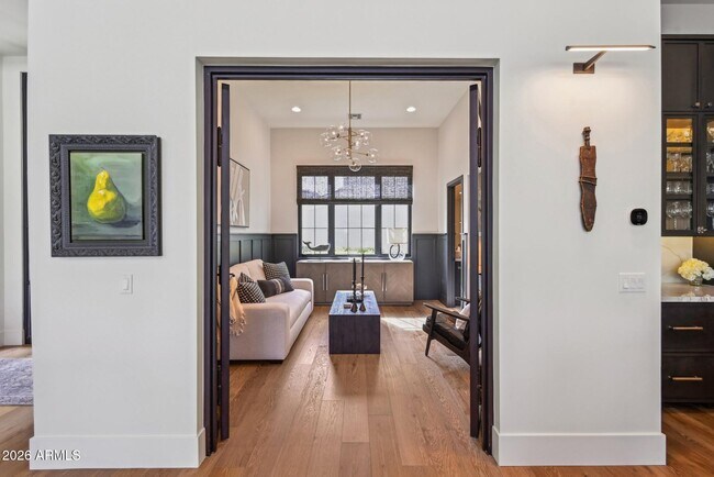 Building Photo - 9899 N 79th Way