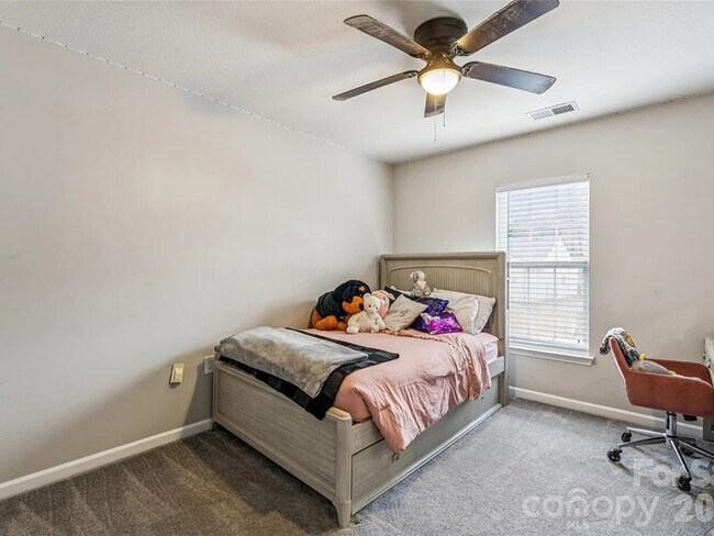 Building Photo - Earn Wealth While Leasing - Like a Homeowner - Lease to Own