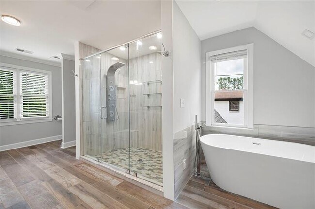 Building Photo - 2356 Pinkney Dr