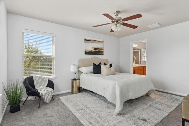 Building Photo - 208 Callahan Ln