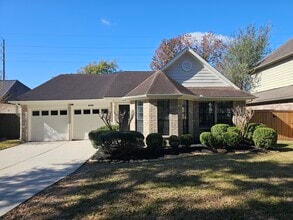 Building Photo - 3102 Great Lakes Ave