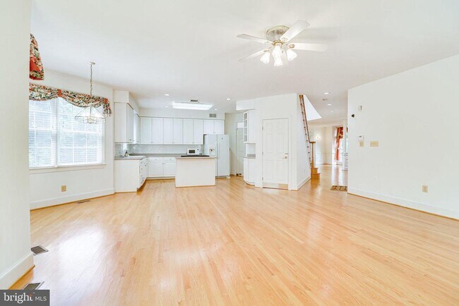 Building Photo - 1719 Strine Dr