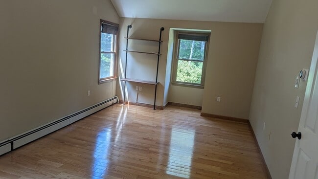 Building Photo - ***Please Respond Directly to the Online L...