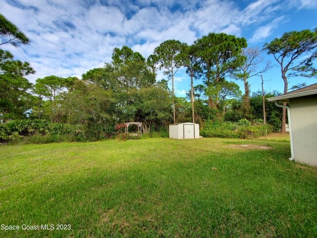 Building Photo - 1579 Wichita Blvd SE