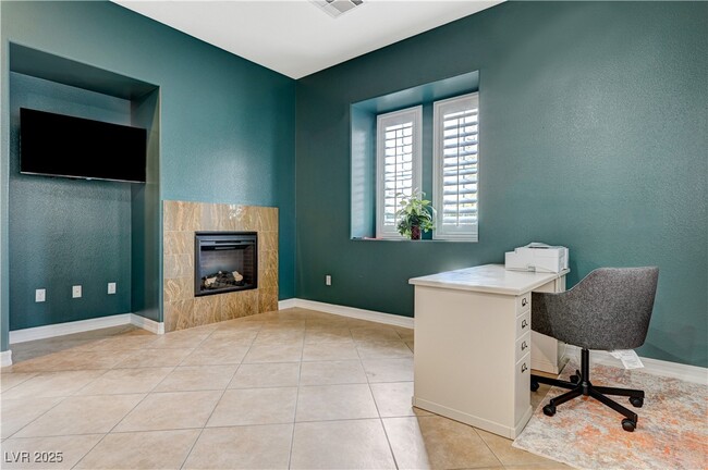 Building Photo - 11375 Belmont Lake Dr