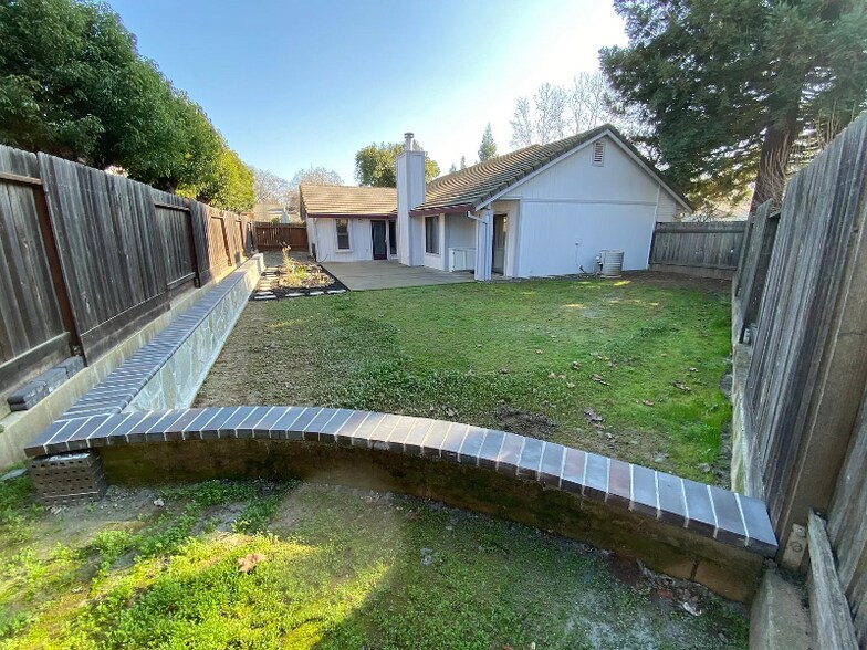 Building Photo - 2949 Paragon Way