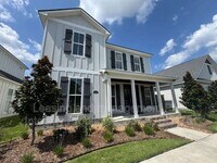Building Photo - 113 Oak Village Dr