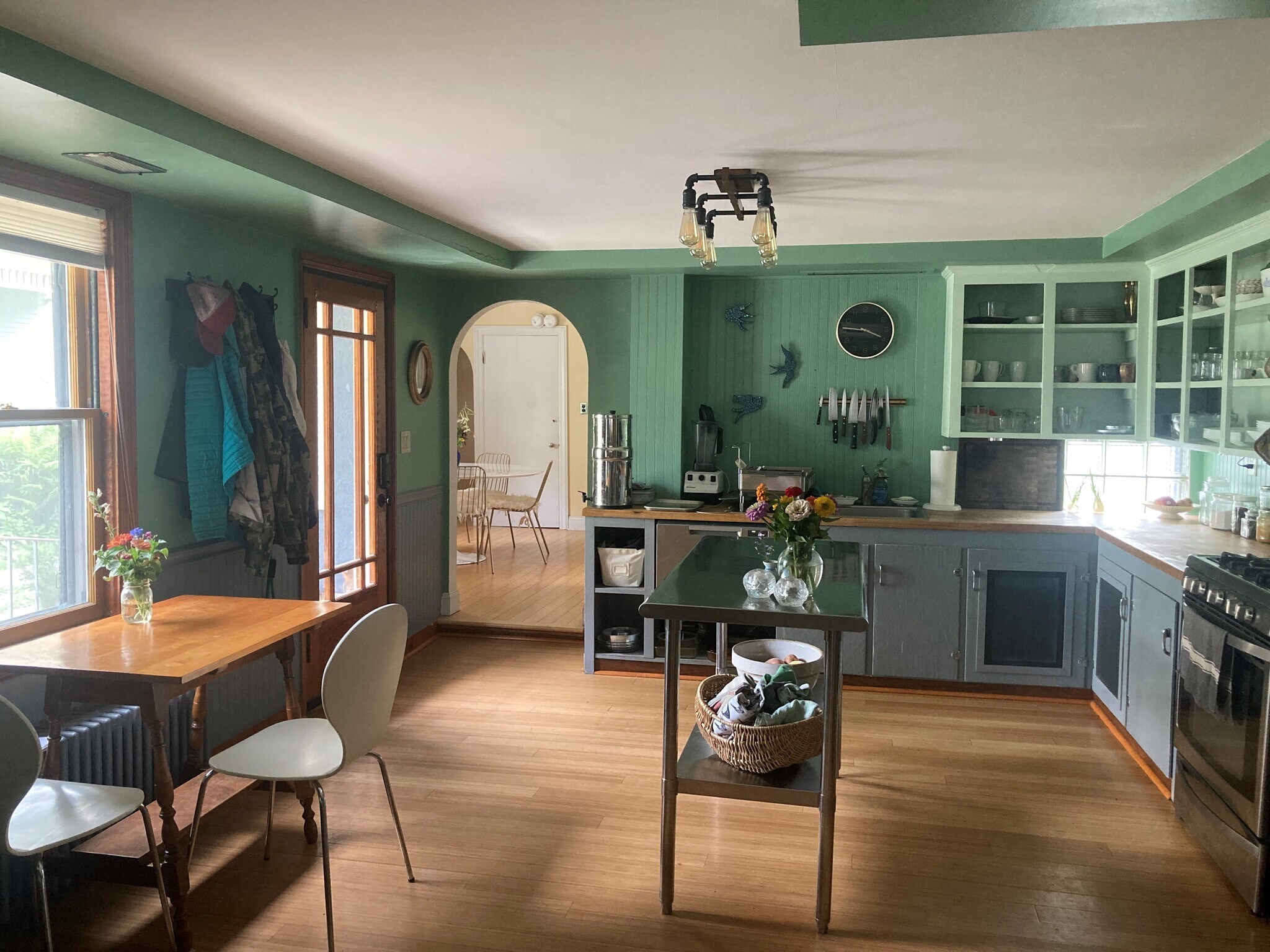 Building Photo - 410 North St