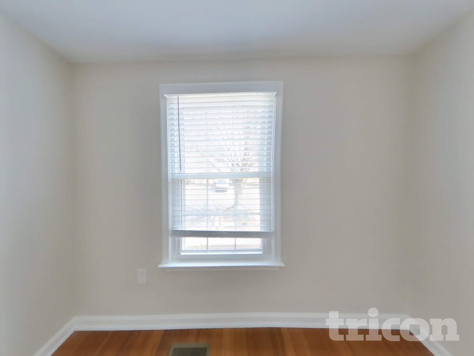 Building Photo - 50 Hamlet Dr