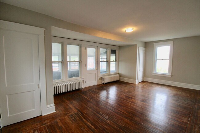 Building Photo - 2333 N 3rd St