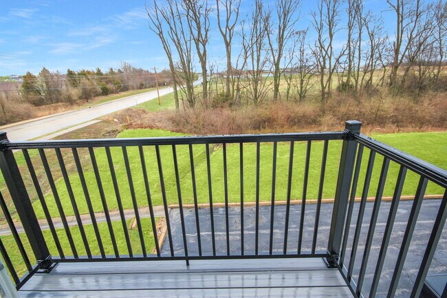 Building Photo - 314 Stonewall Creek Dr