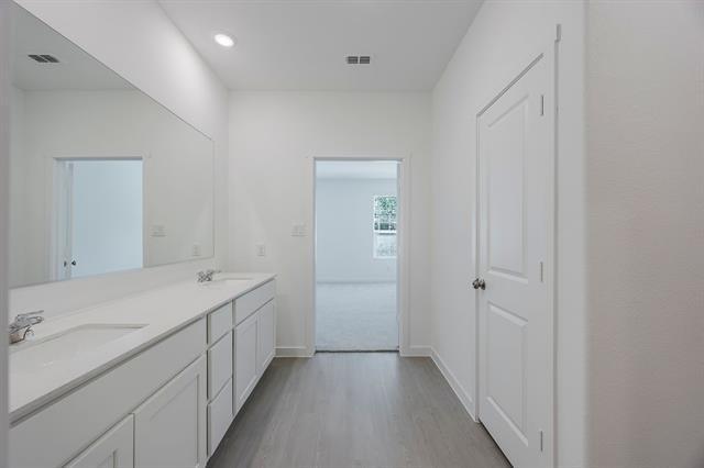 Building Photo - 2005 Nokota Pkwy