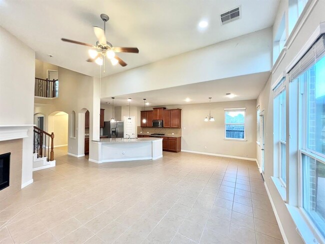 Building Photo - 26955 Churchill Gate Ln
