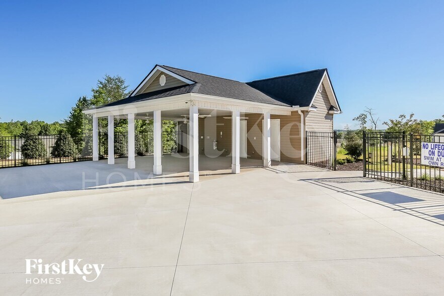 Building Photo - 101 Wild Lily Dr