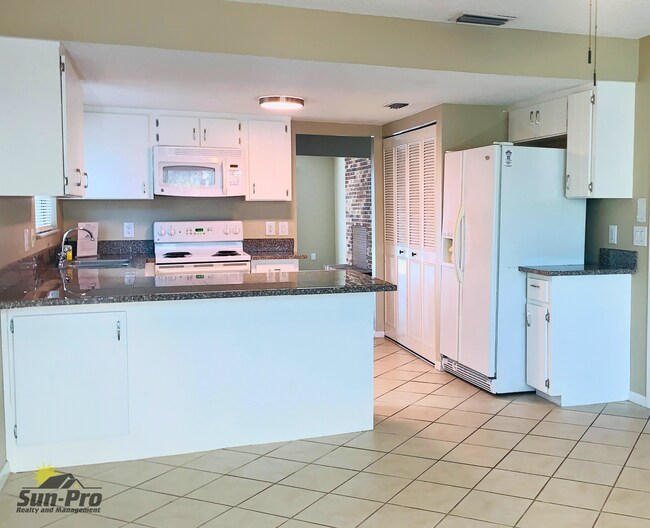 Building Photo - 136 Pine Cone Trail