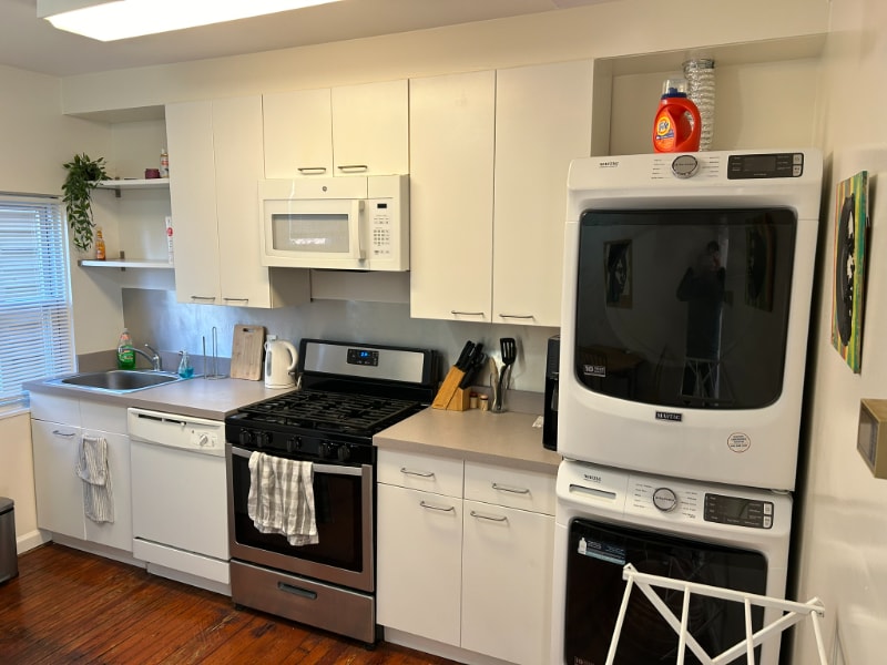 Building Photo - 3005 Huntingdon Ave