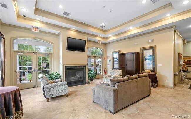 Building Photo - 5 Case Ct