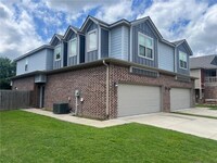 Building Photo - 1211 N Sicily Ln