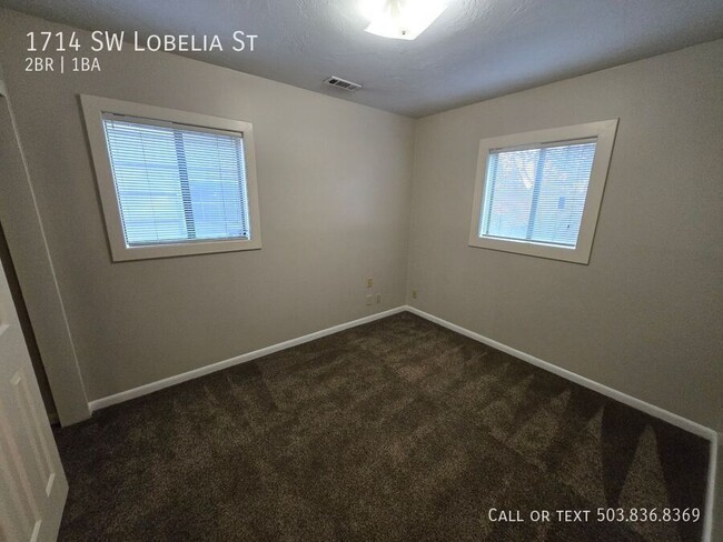 Building Photo - Charming two bedroom one bathroom home in ...