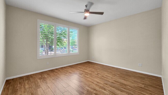 Building Photo - 55+ Amenity rich Pebble Creek community!
