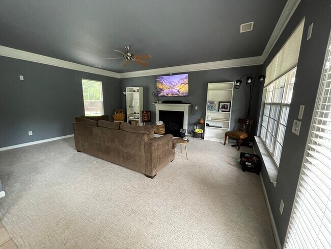 Building Photo - 9709 Glenburn Ln