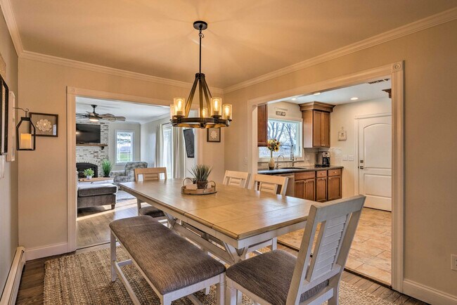 Building Photo - 500 Blossom Bend
