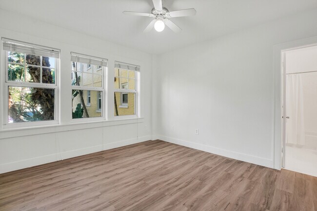 Building Photo - 536 14th St