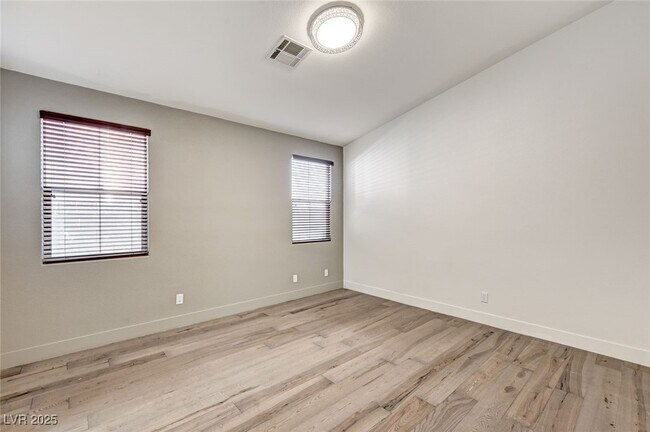 Building Photo - 6935 Galeria Posada Ave