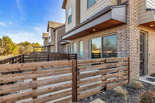 Building Photo - 7310 Concha Dr