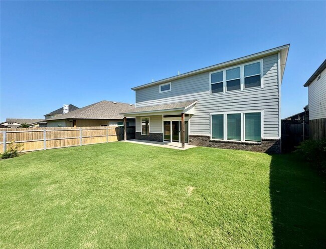 Building Photo - 520 NW 176th Terrace