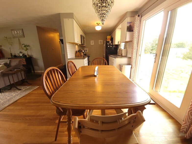 Building Photo - 25 Mitola Dr