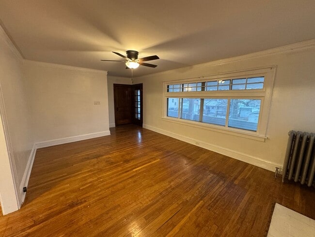 Building Photo - 12611 Franklin Blvd