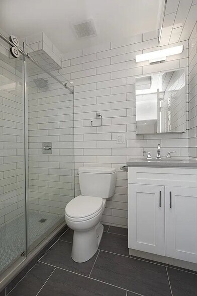 Building Photo - 99 Suffolk St