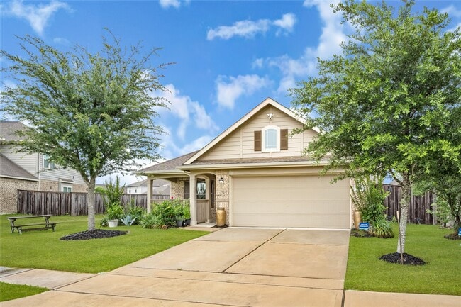 Building Photo - 8934 English Manor Dr