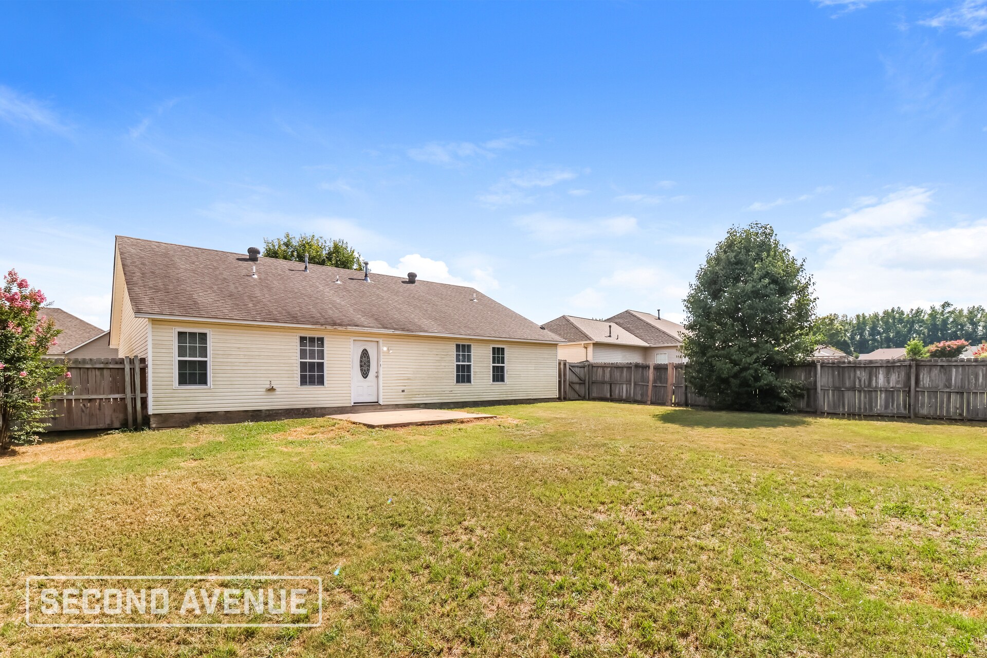 Building Photo - 328 Gathering House Dr