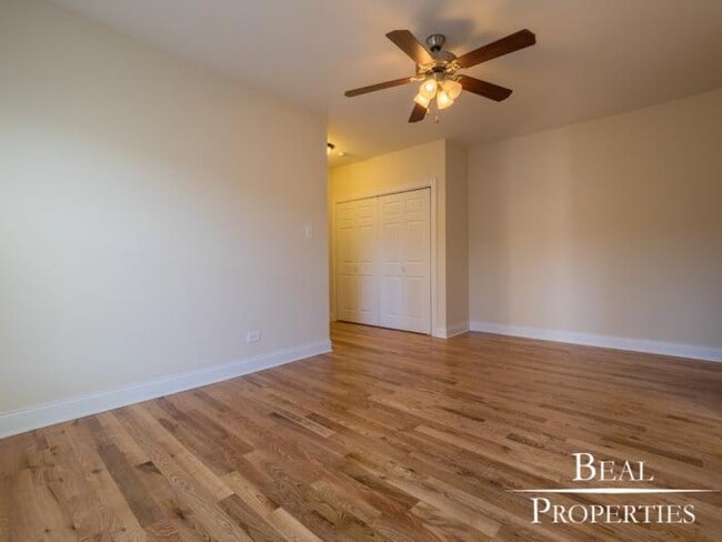 Building Photo - 1 bedroom in CHICAGO IL 60657