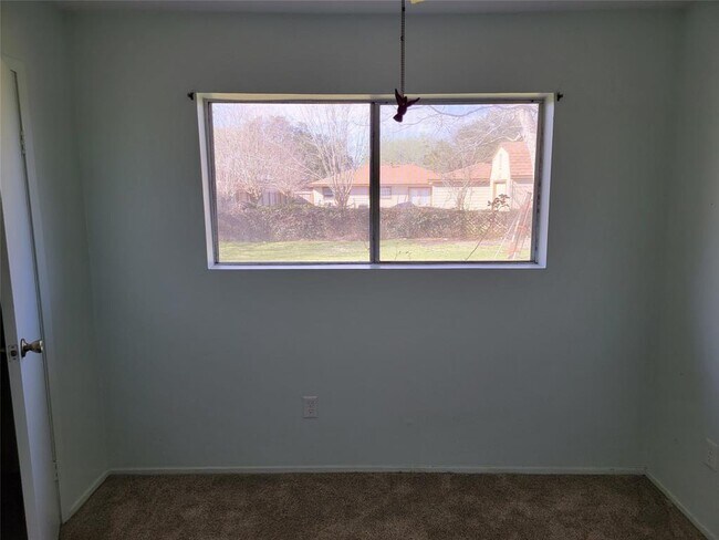 Building Photo - 257 Austin St