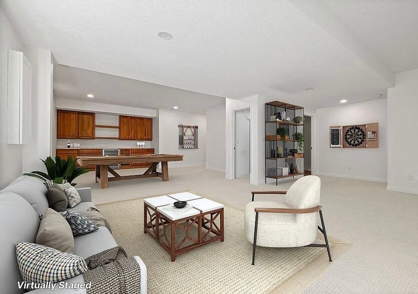 Building Photo - 5583 Beechwood Ter