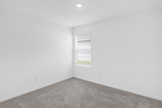 Building Photo - 818 Ginkgo Wy