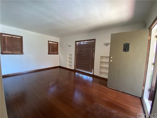 Building Photo - 1019 Mira Mar Ave