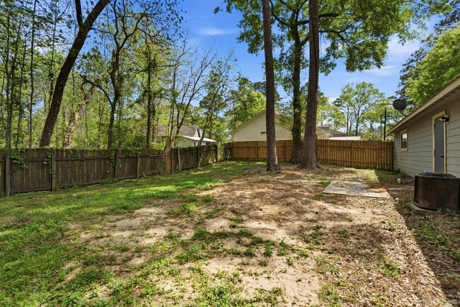 Building Photo - 12322 Royal Lake Dr